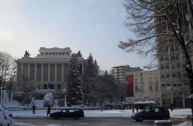 Облачно