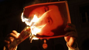 Дейли телеграф Америка тайно подкрепяла лидери на бунта в Египет