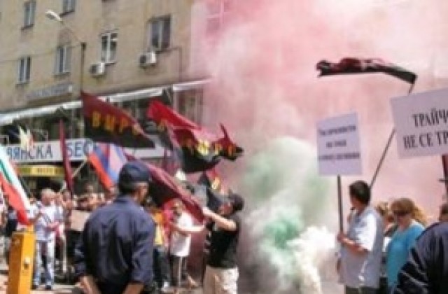 ВМРО вдига на протест недоволни от монополистите