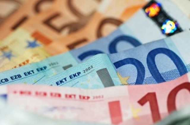 Служителите на Даймлер ще получат общо 125 млн. евро бонуси