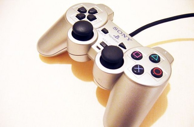 Sony представя нов преносим PlayStation