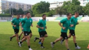 Черно море без Александров и Камазола срещу Черноморец Дяков под