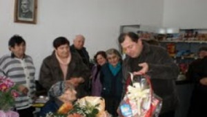 Баба Пена от с Петко Славейков навърши 100 г