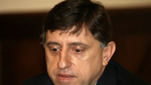 Излизаме от кризата бавно и мъчително според експерти