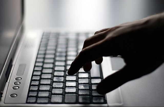Toshiba пусна лаптоп хамелеон