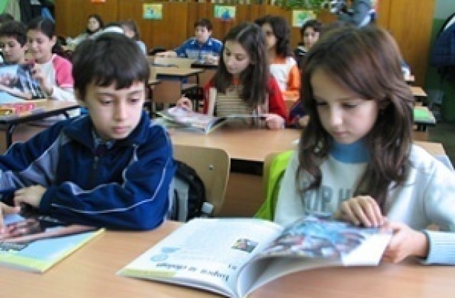 93 паралелки за учебната 2011-2012 г. в област Бургас