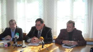 Купувачи на дрога ползвали колата на общински съветник