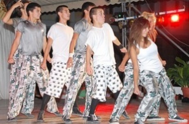Кастинг за танцьори в Димитровград