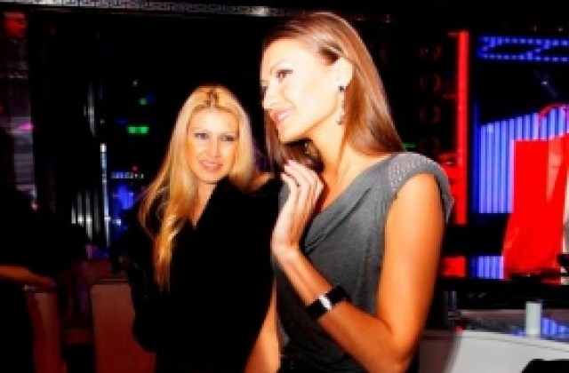 СНИМКИ: Славчо Тошев седна на пиано