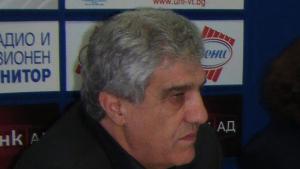 Хандбалният Етър 64 сви бюджета изпитва финансови трудности