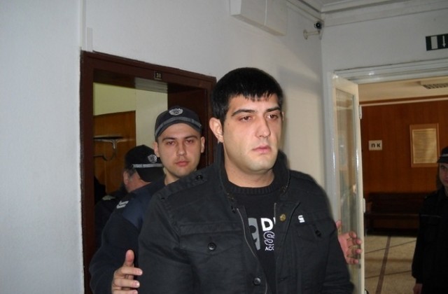 Домашен арест за мъжа, намушкал шампиона Михаил Ганев
