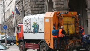 ДСБ пита защо се бави заводът за боклук в София