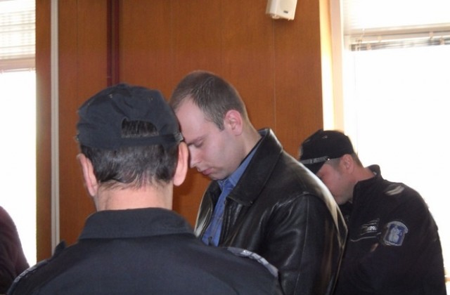 24 години затвор за студент, убил бившата си учителка