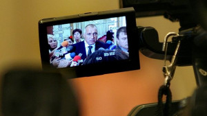 Слушайте внимателно защото съм професор