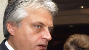 Излезе първата книга за СРСта