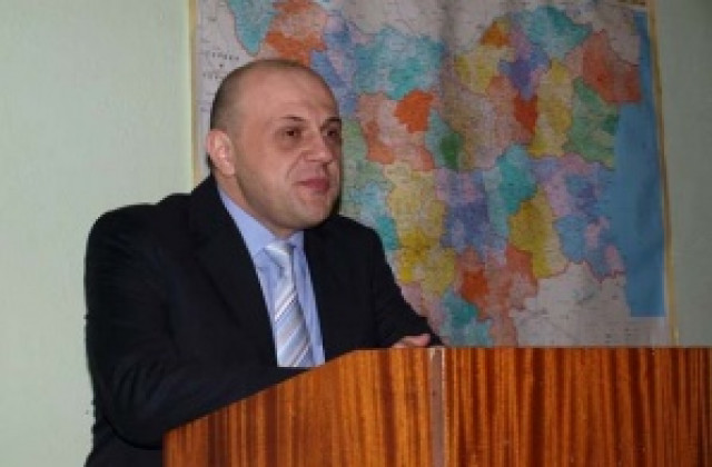Дончев: Увеличихме усвояването на еврофондовете, но не е достатъчно
