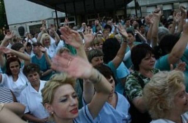 МТСП ще съдейства за договаряне на праговете за медицинските работници