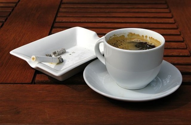 Проверяват спазва ли се забраната за тютюнопушене