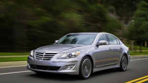 Hyundai Genesis 2012 впечетлява с мощност техлологии и дизайн
