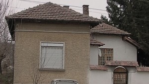 Подписка за изселването на фамилиите на убийците правят в с