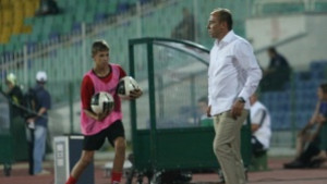 Илиан Илиев недоволен от грешките в защита