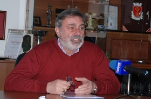 Блокираха сметките на община Хасково заради задължения