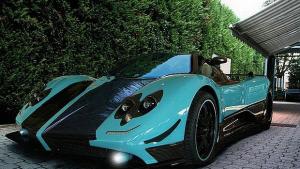 Ана АлТани реши да се раздели с единствената Zonda Uno