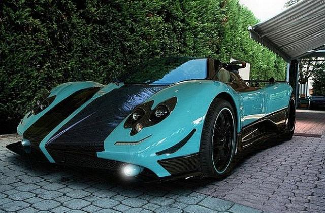 Ана Ал-Тани реши да се раздели с единствената Zonda Uno