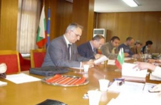 Съветници поискаха подробности за разпределението на парите от заема