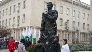 Плевенчани се поклониха пред паметта на Левски