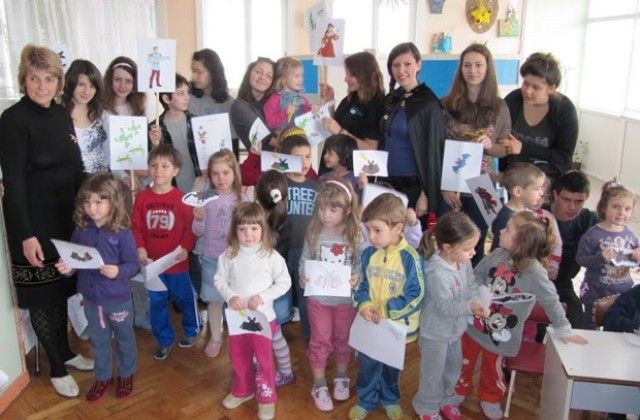 Деца рисуваха прилепи