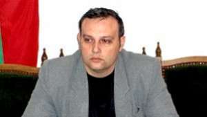 М Славов Ние не трябва да се месим в спора