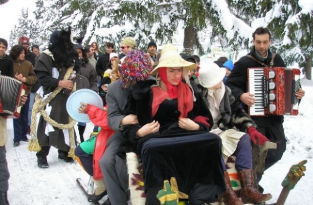 И българи от Банат се включват в Първия фестивал „Фършанги