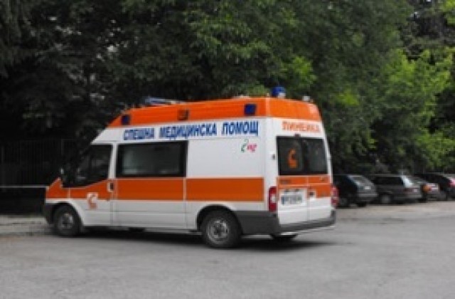 Трима са пострадалите в катастрофата до Малка Смолница, в която загина човек