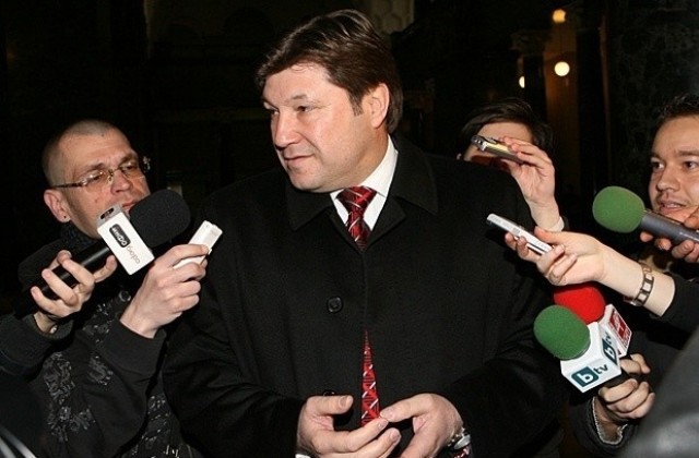Земеделците свалиха доверието си от Върбанов