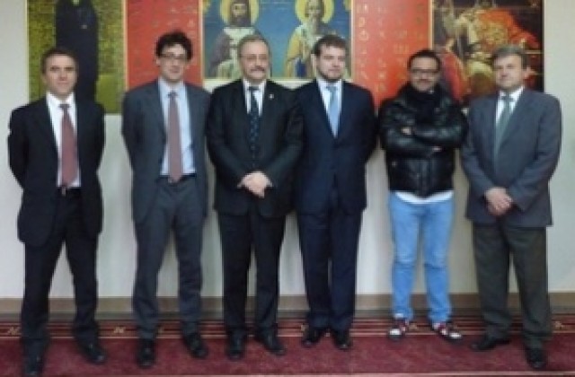 Италиански предприемачи търсят икономически връзки с деловите среди в област Сливен