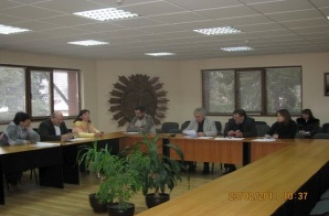 Приеха програмата за закрила на детето през 2011 година в Трявна