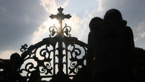 Пускат допълнителни линии на градския транспорт за Задушница