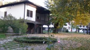Премиера на книгата с пътеписи Габрово и габровци в старата