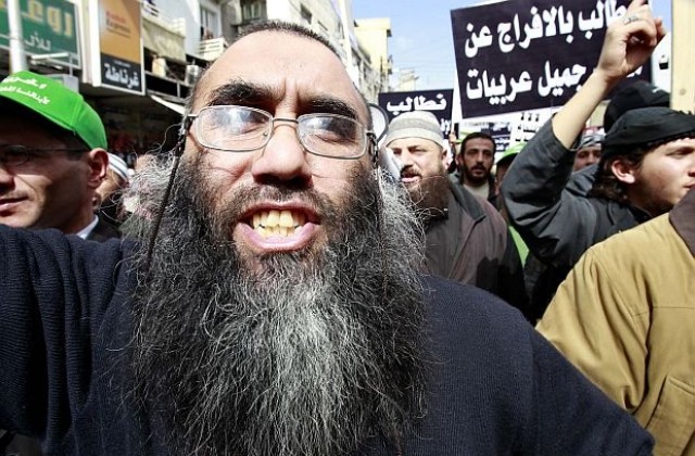 Призивите за конституционна монархия в Йордания се увеличават