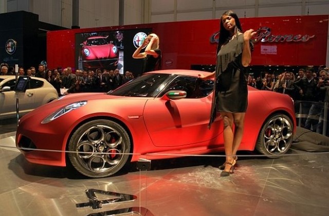 Alfa показа новата концепиця 4C