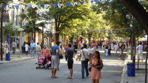 Какво става по Александровска