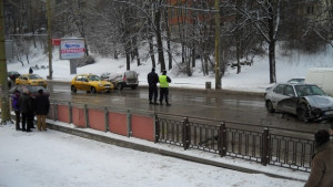 Поредната катастрофа на улица Брянска
