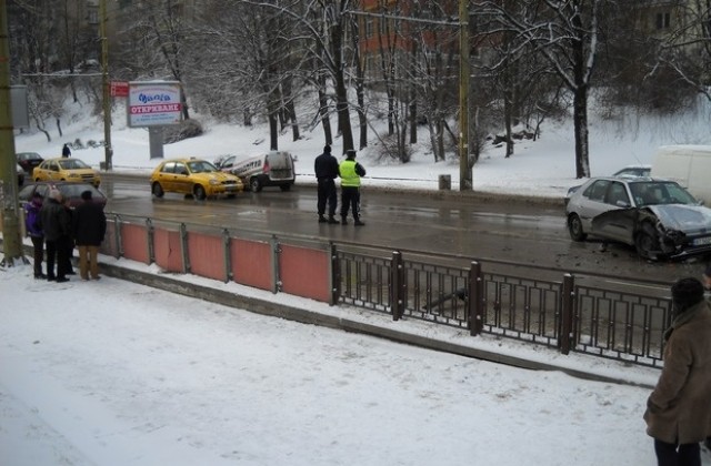 Поредната катастрофа на улица Брянска