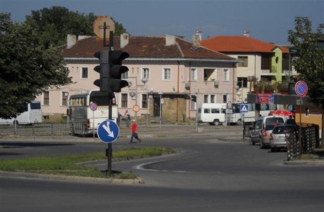 Билетът в Шумен поскъпва с 0,10 лв., таксиметровата услуга не