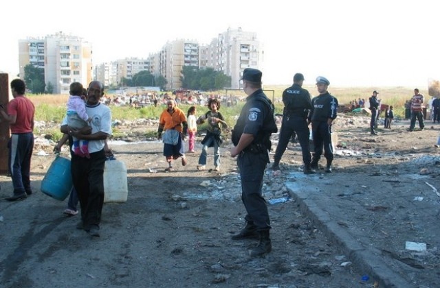 Община Ямбол не може да помогне на живеещите в блокове съседни на съборения № 20