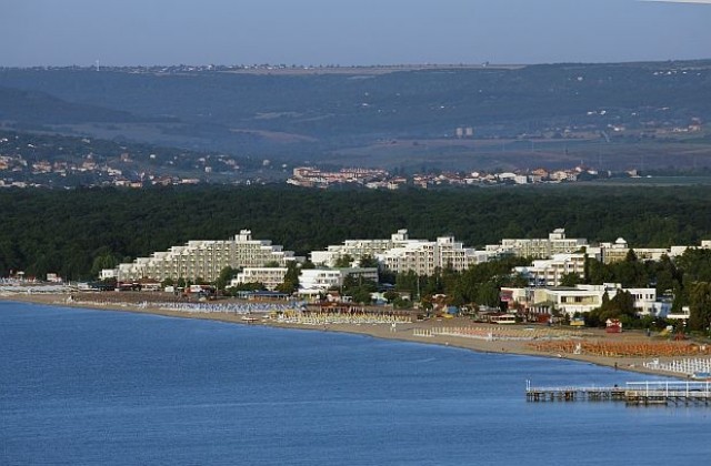 Скандинавски туроператори пренасочват туристи от Египет към „Албена“