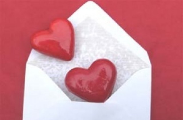 Симона Медарова и Мартина Вичева спечелиха конкурса на тема Любов