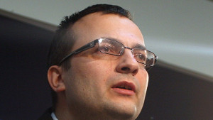Сините искат оставката на Найденов заради цените на храните