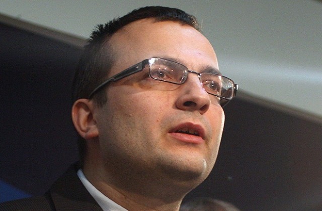 Сините искат оставката на Найденов заради цените на храните
